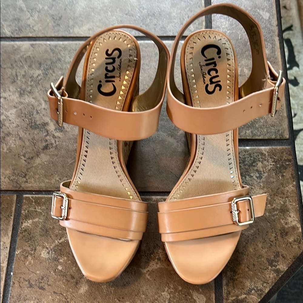 Circus by Sam Edelman Tan Sandals